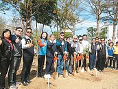 廢棄公墓變綠地　斗六植3千棵樹