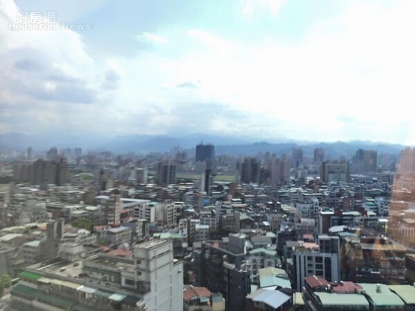 買房或租屋的選擇在20年後,可能會決定你的人生有無資產。(好房網News記者張聖奕/攝影)