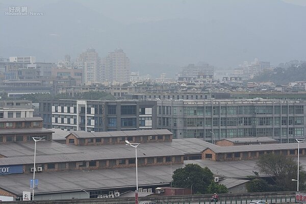 2月份六都移轉棟數比往年同期低,不過有建商樂觀認為,房市將在第三季好轉。(好房網News記者陳韋帆/攝影)