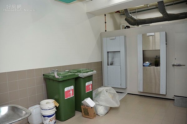 雙北市推出「環保兩用袋」政策（好房網News記者 陳韋帆／攝影）