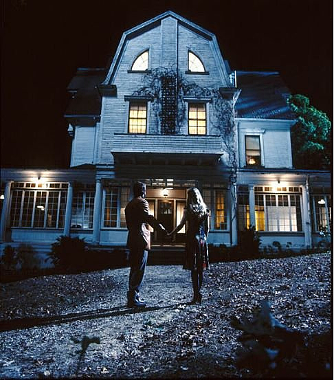 電影《陰宅》(圖/擷取自IMDb)