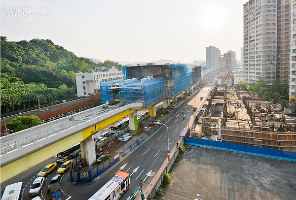 捷運環狀線完工後可望紓解東西向交通。（好房網News記者陳韋帆／攝影）