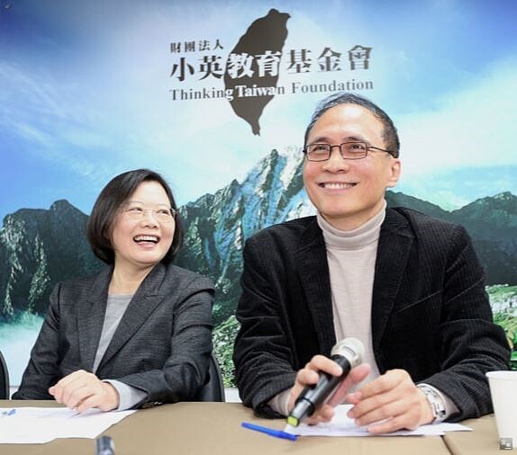 準總統蔡英文宣布前財政部長林全將出任新閣揆。(圖/擷取自僑委會官網)