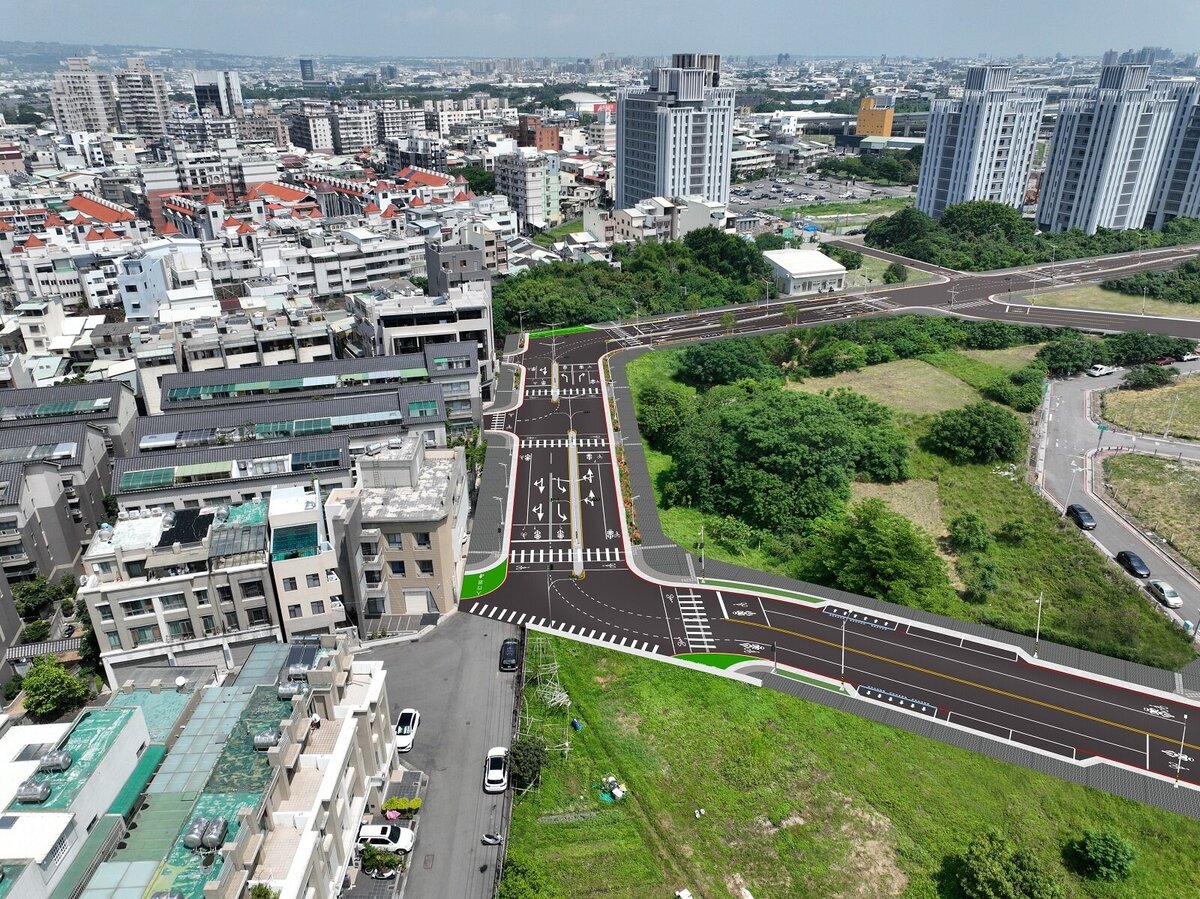 斥資近5億台中巨蛋交通路網再擴大，中市建設局豐樂北二路打通工程開工。圖／台中市政府建設局提供