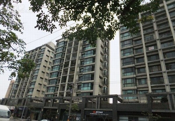 6「台北長堤」位在安康路與成功路口。