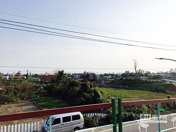 社子島延平北路7～9段以土地買賣為主，無法銀行貸款，目前仍有小量交易，單價約15～16萬元。圖／業者提供