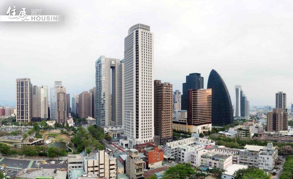陳炳辰指出，目前市場仍期待建案價格能有大幅回落，而非僅是區域行情，買方還在等價更低，以及央行態度更軟，觀望氣氛濃厚。