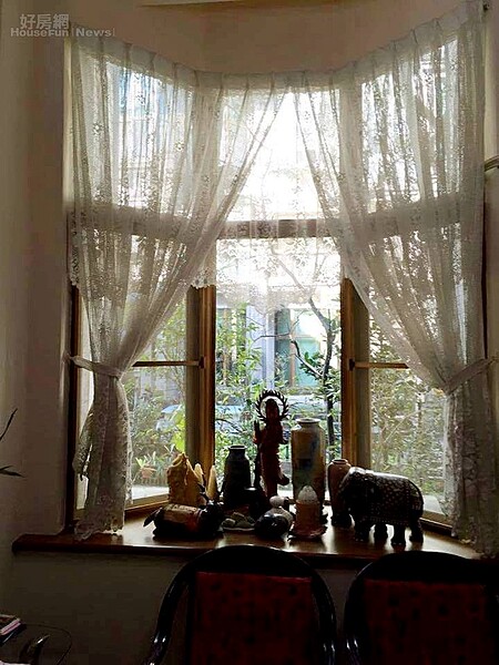 4.白紗窗簾平添輕靈氣息。