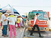 清明高雄交管、專車資訊　「掃一下」就知