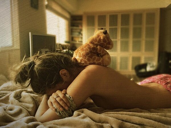 瑞莎房間有大面採光,室內更衣空間非常寬敞。(翻攝自瑞莎臉書)