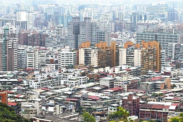 市調顯示，央行雖鬆綁，多數民眾今年仍無意購屋。 圖／報系資料照