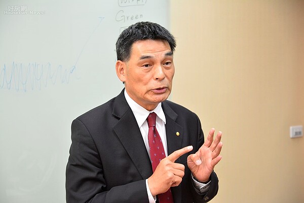 戴德梁行顏炳立。(好房網News記者 陳韋帆/攝影)