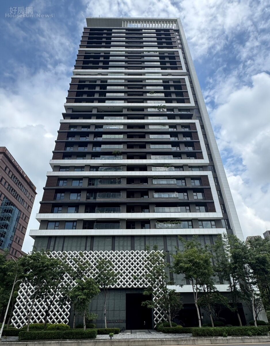 「馥華雲鼎」主打127至146坪的大坪數住宅,是榜上板橋區中坪數最大的高價住宅社區。圖/永慶房產集團提供