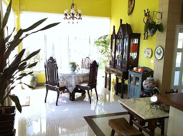 5. 餐廳牆面以芥末黃帶出活潑朝氣。