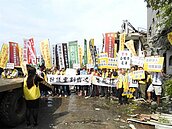 半夜偷拆屋？　地主泣訴不公