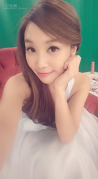 1.擁有「美麗人妻購物專家」封號的陳真,去年搬進空間更大的北投高級大廈。
