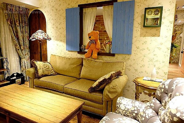 2.陳真的家充滿濃濃的中古世紀夢幻氛圍,踏入彷彿置身在歐洲古堡。