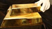 黃金躍全球最大儲備資產