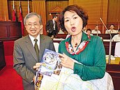 免費公車變沙丁魚　市府美意變調 