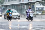 鋒面徘徊全台溼答答　這天揮別梅雨　6月底颱風侵台機率曝