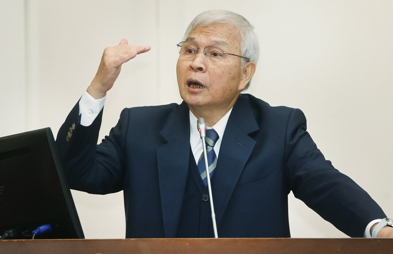 央行將於下周四(18日)舉行第二季理監事會議,外界關注房市管控政策是否有所變化,對此,總裁楊金龍今日在立法院財委會接受質詢時表示,「選擇性信用管制就到這裡」。圖/本報資料照片