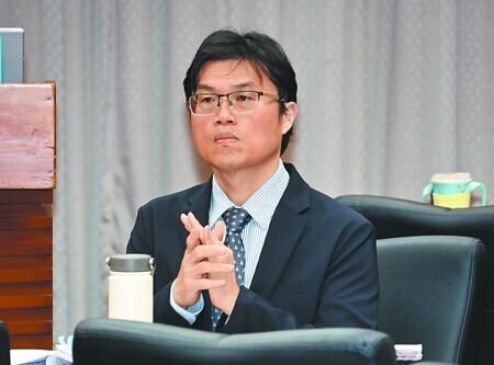 教育部次長朱俊彰11日在立法院表示,賴清德總統已宣布新一波學貸改革措施,自8月起實施「學貸利息再調降」方案。(姚志平攝)