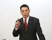 顏炳立：降息幹什麼？　為何不叫人降價格