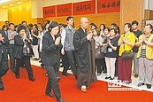 小英赴中台禪寺弔唁惟覺