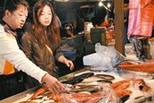 放棄鴻海工作　七年級女生賣最鮮的魚