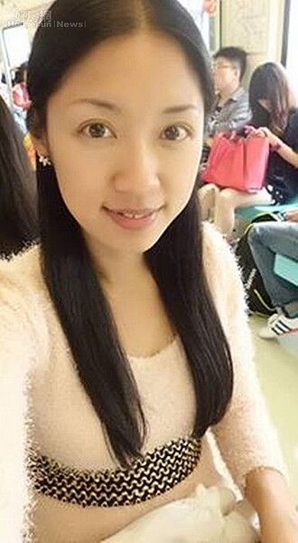 1.美女詩人楊采菲住過不少地方,最喜歡的還是安靜的淡水。