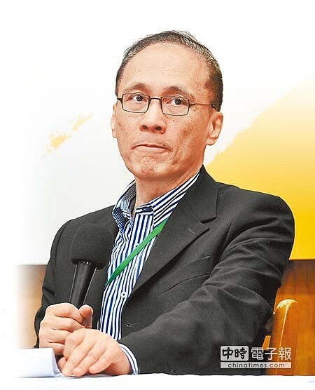 
準閣揆林全昨在受訪時，對今年經濟成長率能否「保一」的問題，直言「恐怕是做不到」，甚至能夠不負成長都是挑戰。（劉宗龍攝）
 