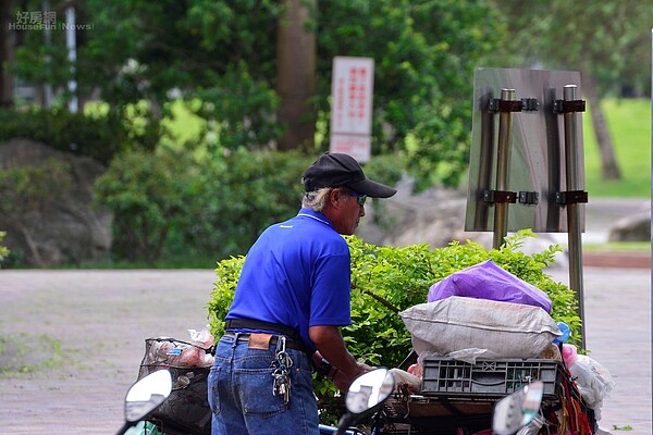 台灣人口老化嚴重，長照中心需求性越來越高。（好房網News記者 陳韋帆／攝影）