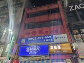 開業61年！西門町「北平一條龍餃子館」驚傳熄燈　招牌已拆光光