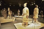 規模最大　秦．俑展登場