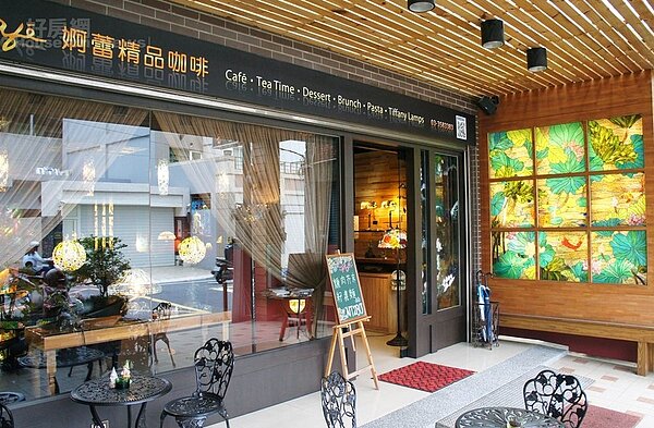 2.位於同安街上的Ale Café婀蕾精品咖啡,離附近中正藝文特區僅5分鐘路程。