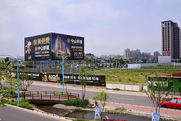 林全澄清,除非房地產交易量萎縮太厲害,才有「救房」問題。(好房網News記者 陳韋帆/攝影)