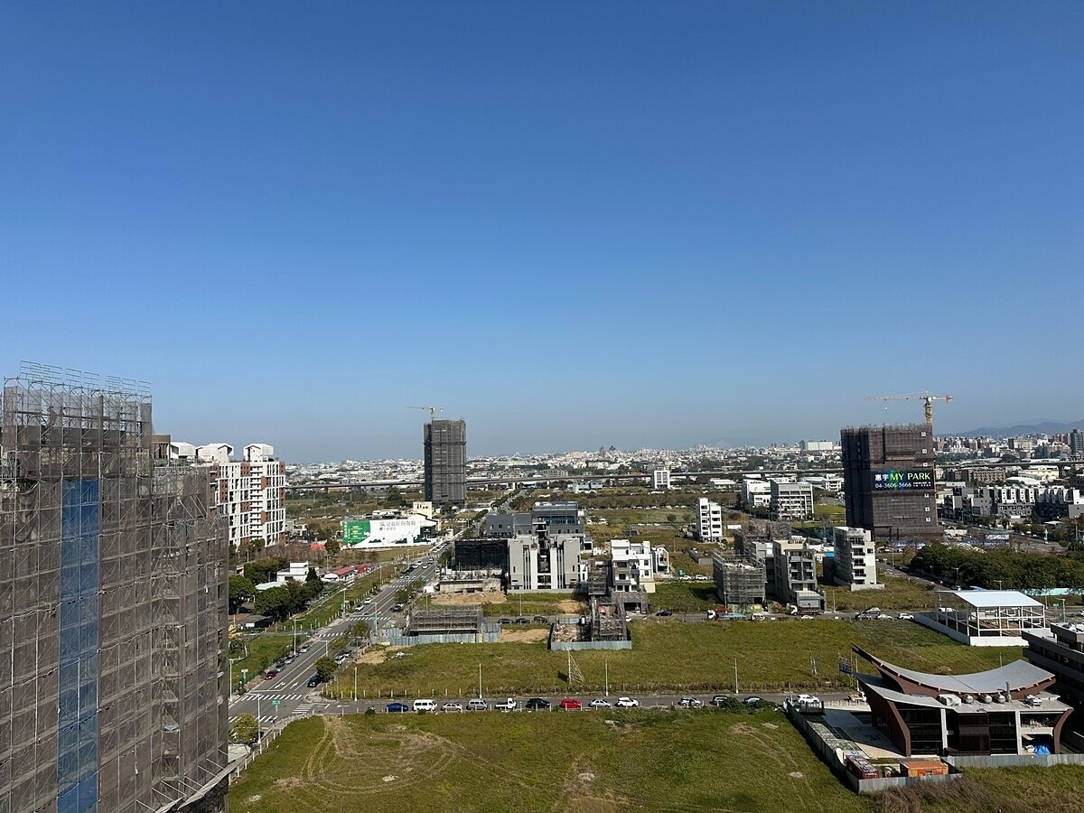 台中十四期重劃區迎來關鍵的戰略收成期， 知名建商憑早期儲備的豐厚土地資產，已陸續啟動三案以上的強勢複數開案。圖／好房網News記者林和謙／攝