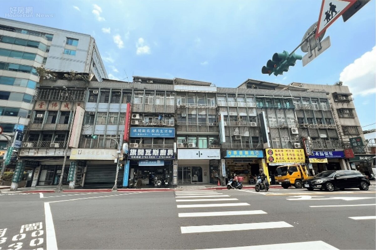 南港產業生活特定專用區首件7599公辦都更案基地現況照。圖／台北市住都中心提供