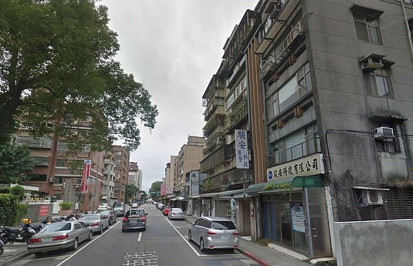 台大紹興南街公辦都更將朝「智慧健康生活園區」規畫，可提供93戶公共住宅。（截取自google map）