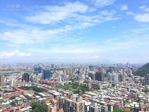 台北房市鳥瞰、俯瞰、高空情境圖。（好房網News記者張聖奕／攝影）
