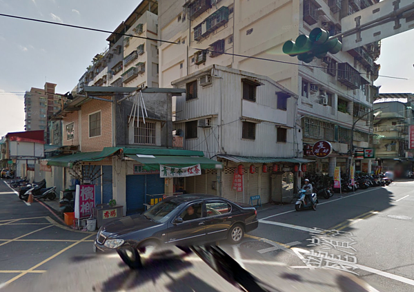 三重林家後方有一塊小型基地,已拆除完畢。(翻攝自Google Map)