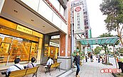 松機利多　周邊店面每坪300萬