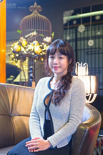 1.	陳垣妧婚後與老公住在南崁，並巧手將家中重新裝潢。