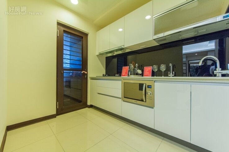 中壢區巴黎線上(好房網News記者張聖奕/攝影)