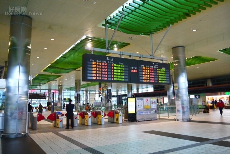 高鐵桃園站、高鐵(好房網News記者 李宗隆/攝影)