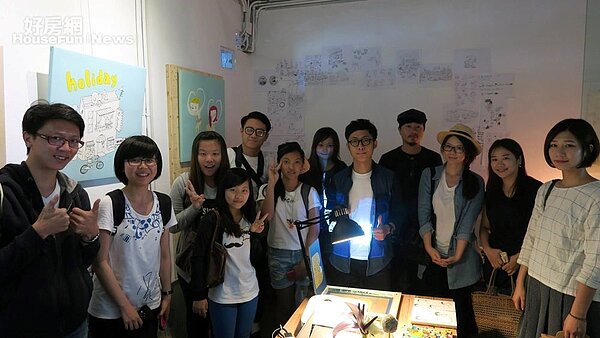 16.阿蕉未來會計畫在工作室展間與其他插畫家聯合辦展,致力成為一個能與其他藝術工作者交流的空間。