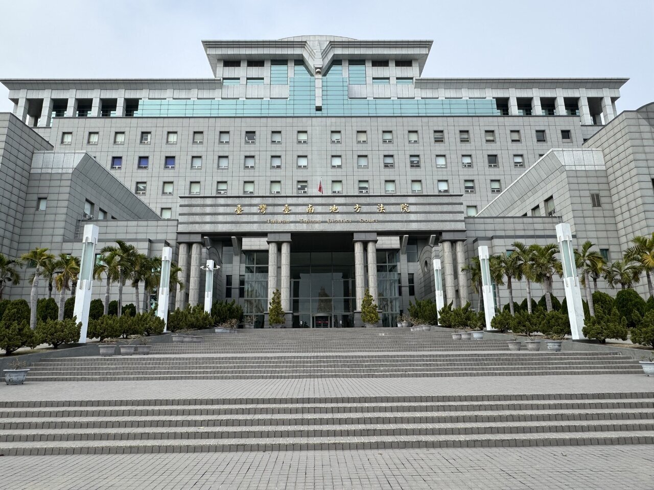 王姓屋主將建物電路工程交給不具電器承裝業資格的李姓水電師傅，再由女兒出租，台南地院將三人分別依過失致死罪判刑5月、6月、5月，宣告緩刑2年。本報資料照片 
