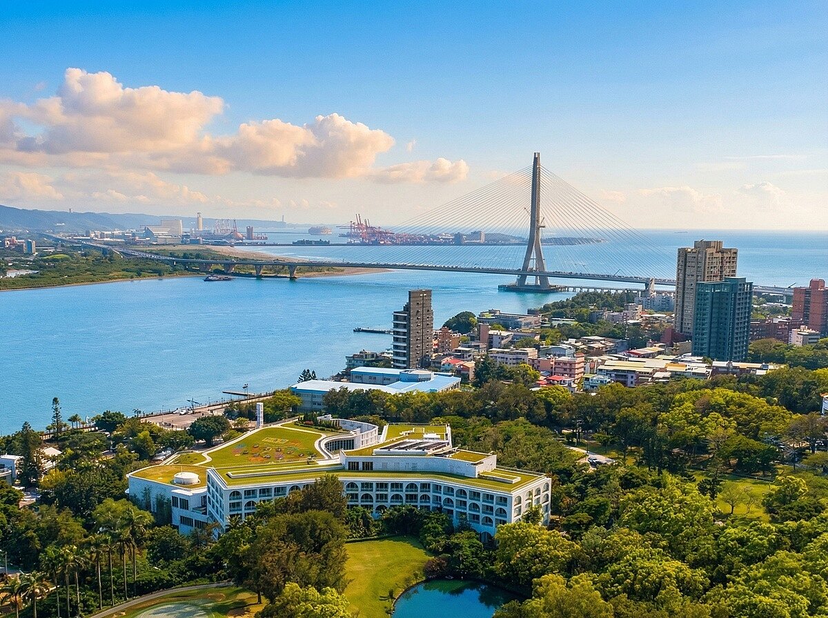 除了通勤便利性提升與帶動觀光，淡江大橋的通車也更加提升區域房市信心。圖／將捷集團提供