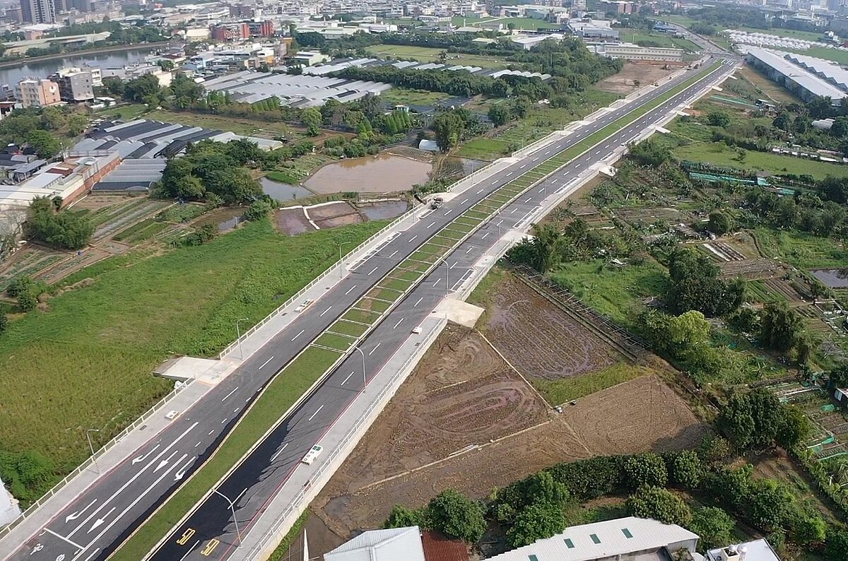 延平路延伸和平路全線通車。圖／桃園市工務局提供