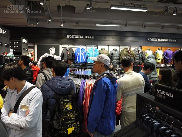 華泰名品城。（好房網News記者賈蓉／攝影）